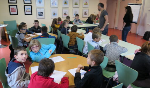 Médiathèque de Bouaye ateliers scolaires photo